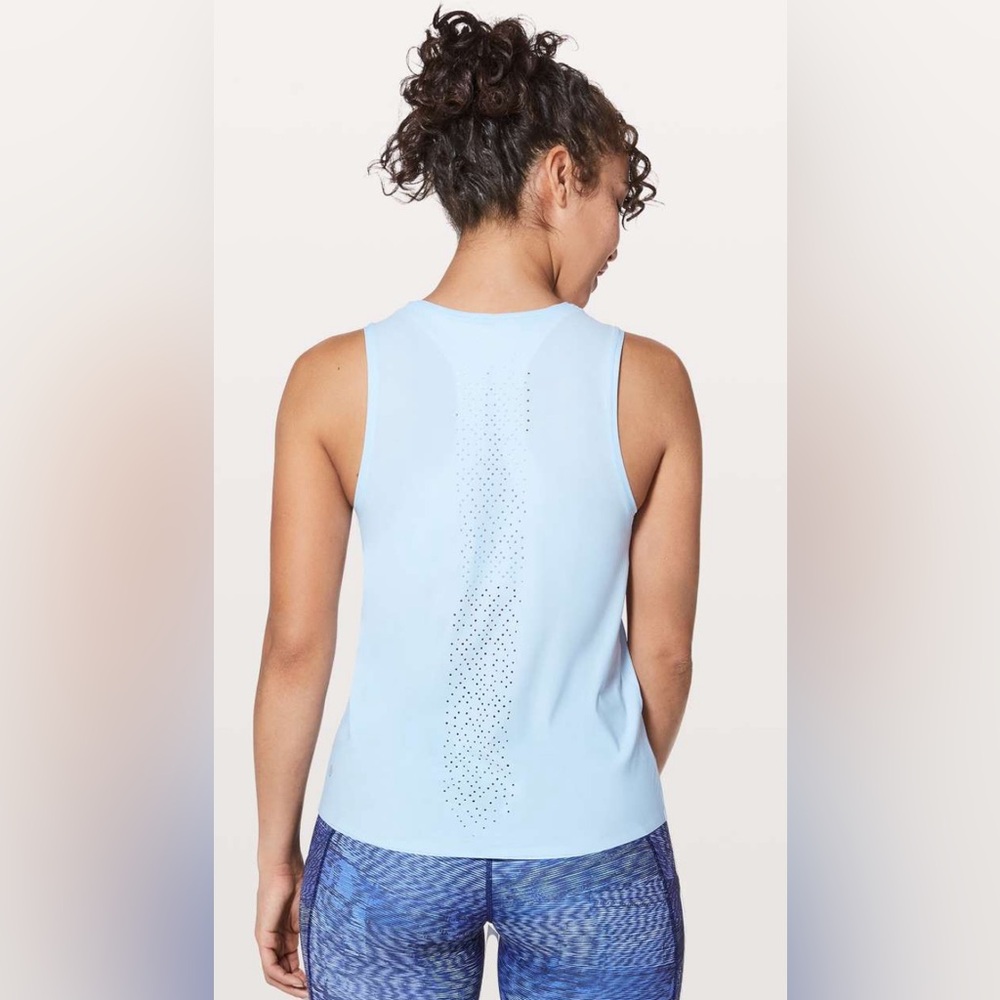 Lululemon Run On Tank Laser Cut Pale Blue 8